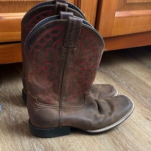 Brown ARIAT Cowboy Boots with Red Stitching
